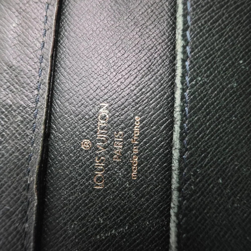 Auth Louis Vuitton Taiga Baikal Clutch Bag Pouch Epicea - Picture 5 of 9